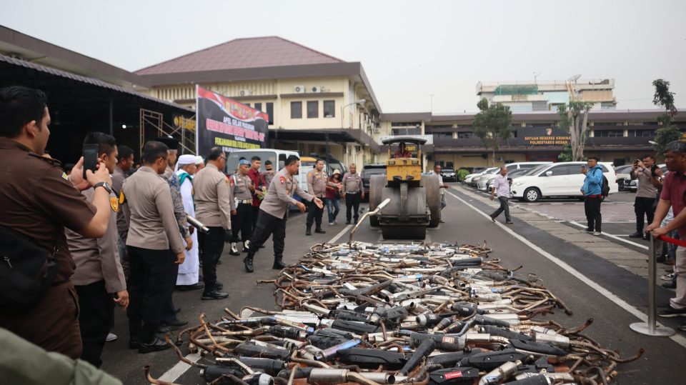 Polda Sumut Musnahkan 33 Kg Sabu dan Ratusan Knalpot Brong